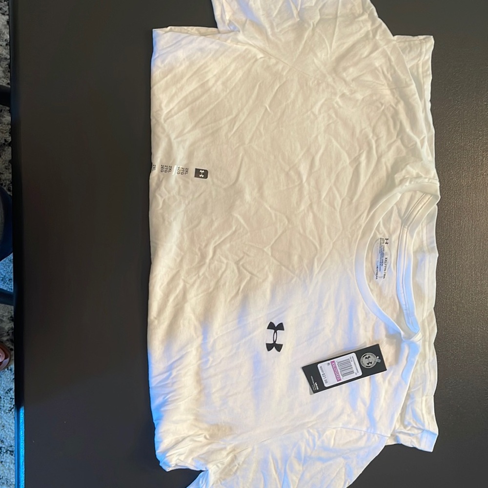 Mens plain white XXL under armour t shirt